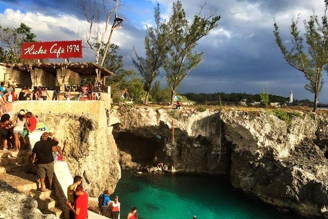Negril Ricks cruise PLUS Booby Cay Lobster & Cave Snorkeling - Discovering the Negril Ricks Cruise PLUS Booby Cay Lobster & Cave Snorkeling