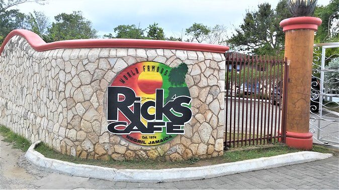 Negril Sunset Trip to Rick's Cafe from Montego Bay and Grand Palladium - Who Will Get the Most Out of This Tour?