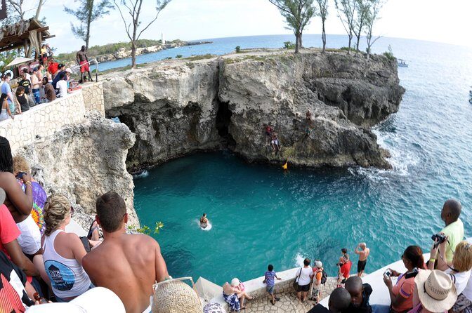 Negril Sunset Trip to Rick's Cafe from Montego Bay and Grand Palladium - FAQ