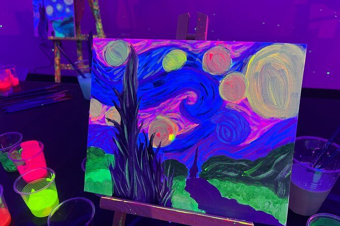 NEON Starry Night Sip and Paint Experience - Practical Tips for Visitors