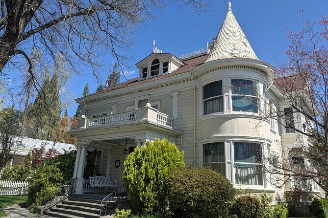 Nevada City Scavenger Hunt Walking Tour and Game - FAQ