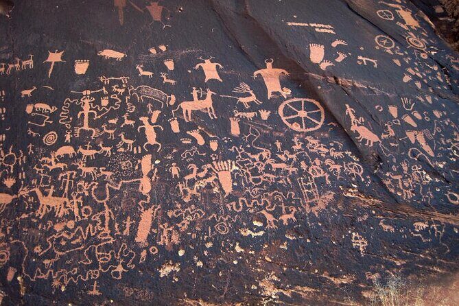 NEW! Canyonlands Needles Chesler Park Hiking Discovery Tour - The Sum Up