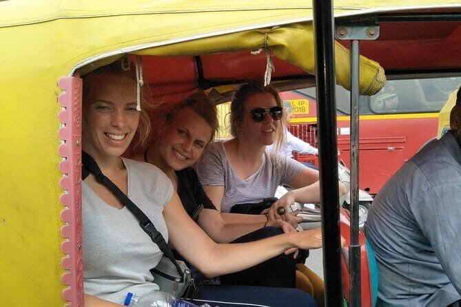 New Delhi and Old Delhi Sightseeing Tour - Key Points