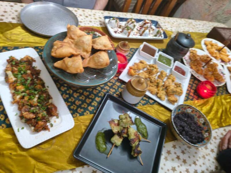 New Delhi: Full-Day Cooking Class learn 8 dishes with Locals - Key Points