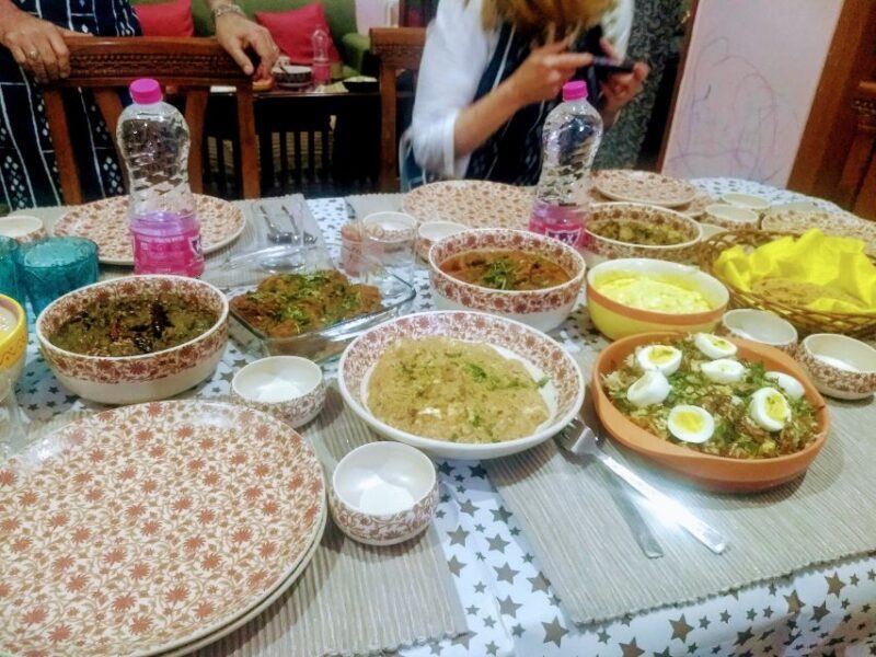 New Delhi: Full-Day Cooking Class learn 8 dishes with Locals - FAQs