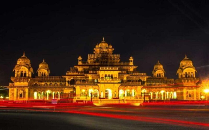 New Delhi: Local Evening Tour with Indian Street Food - Authenticity and Value: What This Tour Offers