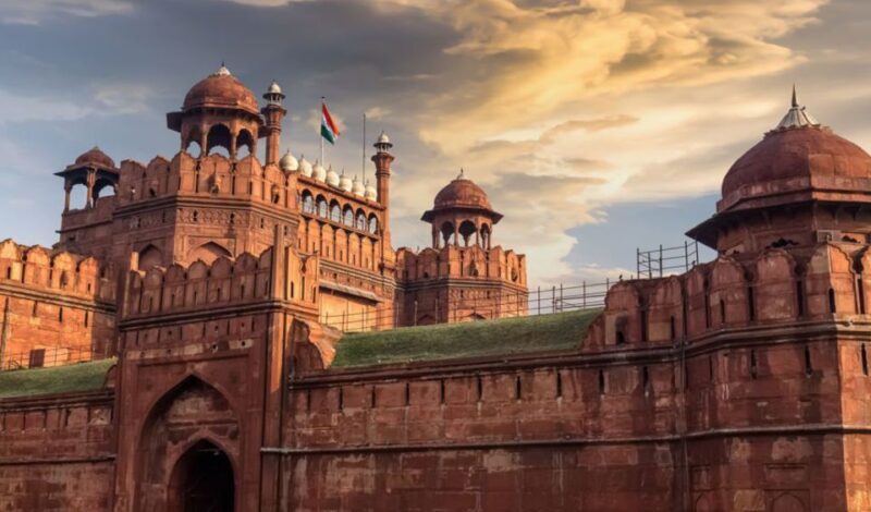 New Delhi: Private Old & New Delhi Day Trip & Optional Guide - Key Points