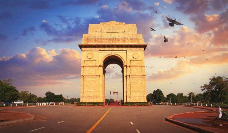 New Delhi: Private Old & New Delhi Day Trip & Optional Guide - A Closer Look at the Itinerary