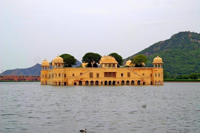 New Delhi to Jaipur Private Transfer - Key Points