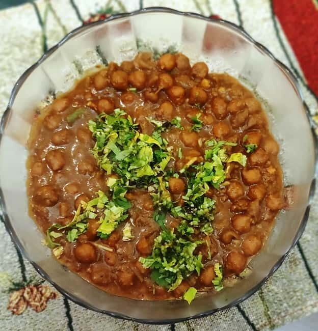 New Delhi: Traditional Indian Cooking Class & Market Visit - Sharing the Meal and Cultural Insights