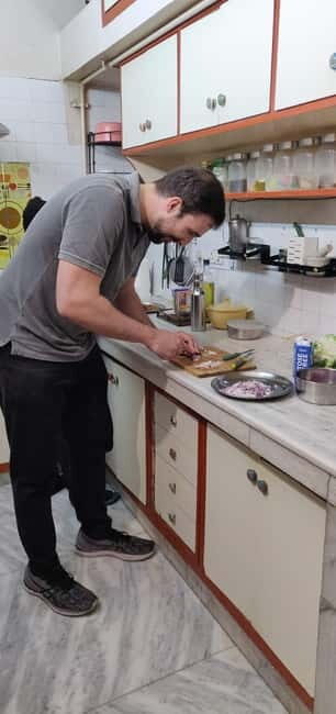 New Delhi: Traditional Indian Cooking Class & Market Visit - FAQ