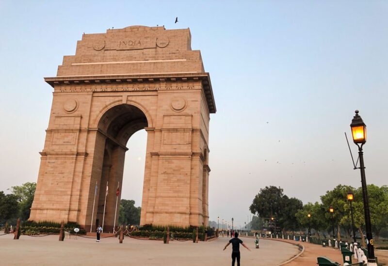 New Delhi: Walking Tour by Night - Key Points
