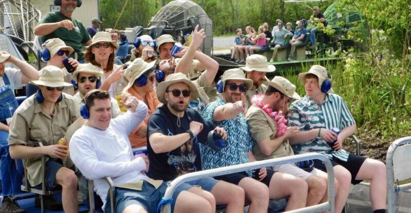 New Orleans: 16 Passenger Airboat Swamp Tour - The Scenic Beauty and Photo Opportunities
