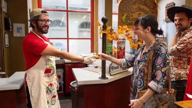 New Orleans: Beloved Bites & Famous Dishes Food Tour - Exploring the Flavors of New Orleans