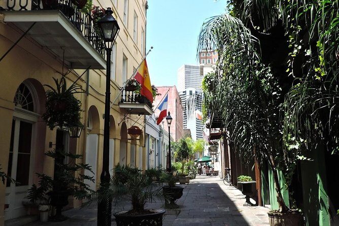 New Orleans City Tour: Cemetery, French Quarter, Garden District - An In-Depth Look at the Tour Itinerary