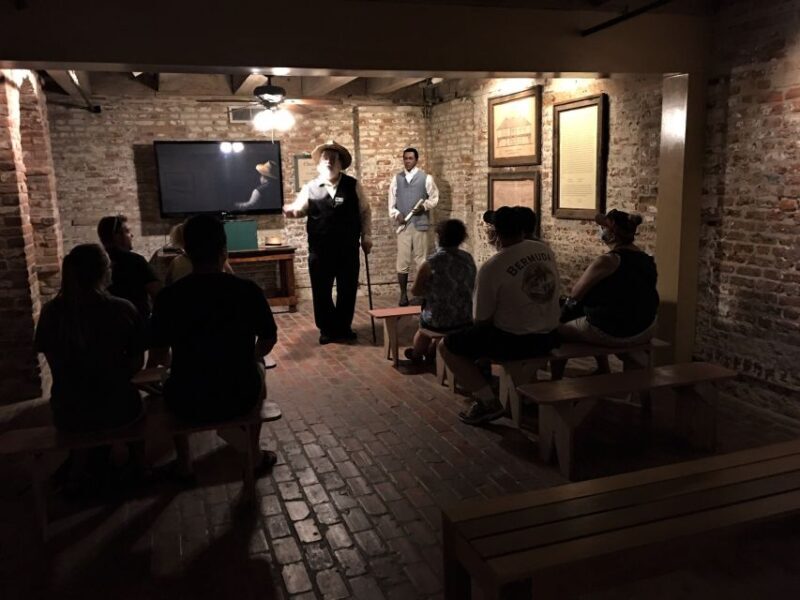 New Orleans: Destrehan Plantation, Houmas House & Lunch - FAQ