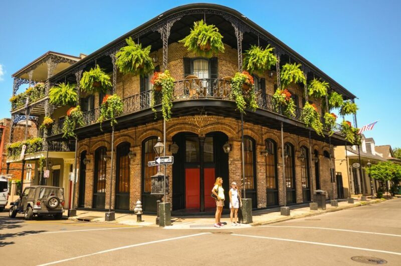 New Orleans: Drunk History Walking Tour - How the Tour Balances Value and Experience