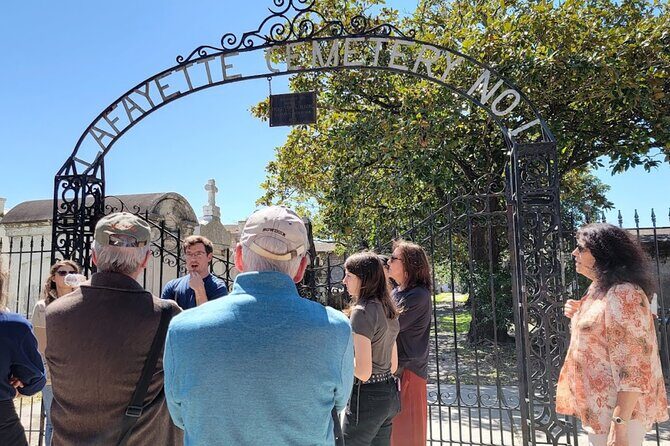 New Orleans' Garden District 2 Hour Walking Tour (Small Group) - What Makes This Tour Stand Out?
