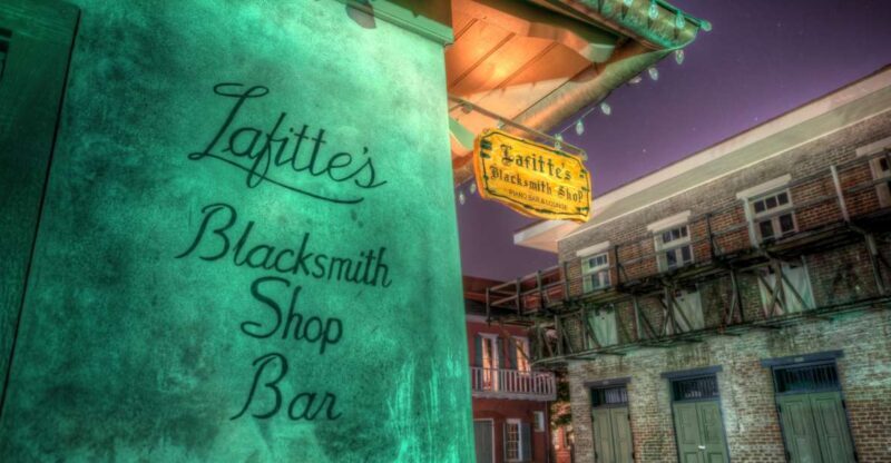 New Orleans: Haunted Pub Crawl - Exploring the Haunted Pubs of New Orleans: A Review of the Haunted Pub Crawl