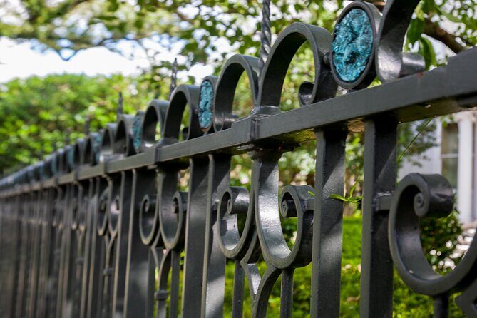 New Orleans Highlights of the Garden District Walking Tour - Authentic Reviews and Insights