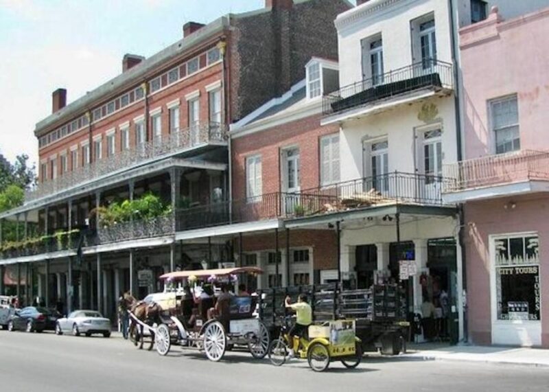 New Orleans: History, Culture & Architecture Guided Tour - Transportation & Group Size