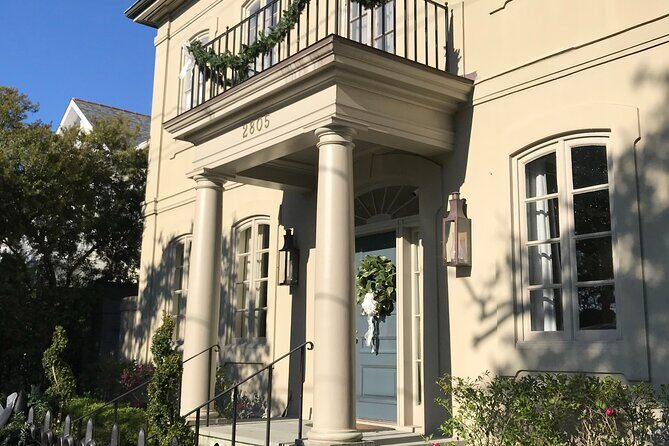 New Orleans Small Group Garden District History and Architecture Tour - Key Points