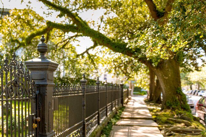 New Orleans Small Group Garden District History and Architecture Tour - FAQ