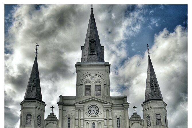 New Orleans Voodoo, Ghost, Murder, True Crime and Vampire Tour - An In-Depth Look at the Tour Experience