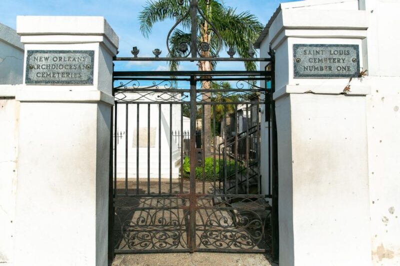 New Orleans: Walking Tour Inside St. Louis Cemetery No. 1 - Why This Tour Might Be Right for You