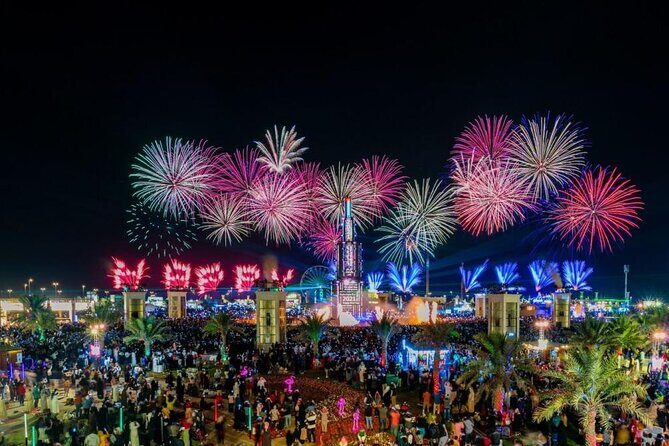 New Year Fireworks Cruise. Witness the spectacular fireworks in Dubai - The Dining Experience