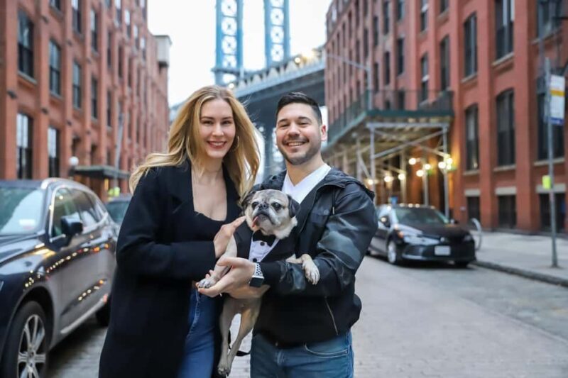New York: 1-hour Photoshoot in Iconic Locations - The Role of the Guide