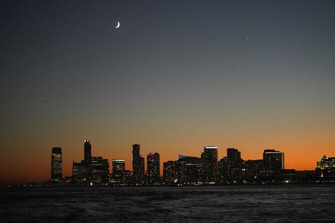New York City 90-Minute Cruise: Lady Liberty, Bridges and Skyline - The Departure and Location