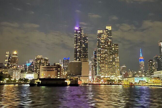 New York City Bright Lights Skyline Cruise on Yacht - An In-Depth Look at the Experience