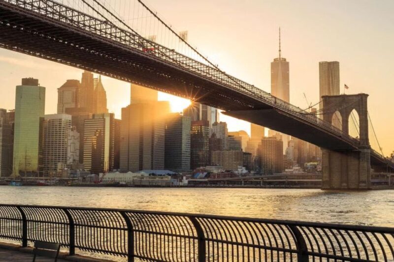 New York City: Brooklyn Bridge and Dumbo Walking Tour - Starting Point and Meeting Logistics
