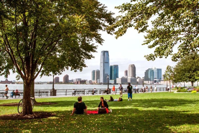 New York City: Bus Tour from Manhattan - Who Should Consider This Tour?