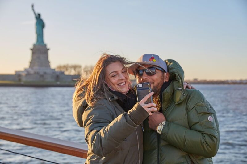 New York City Champagne, Cheese, Caviar & Sightseeing Cruise - Key Points
