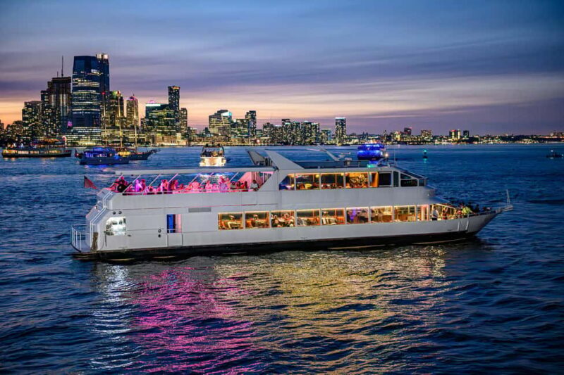New York City: Gourmet Dinner Cruise with Live Music - The Itinerary and Starting Point