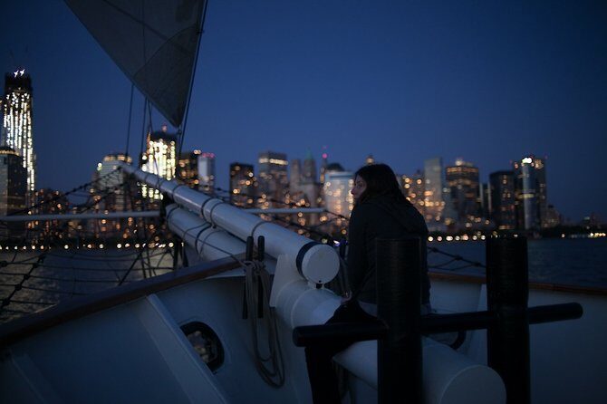 New York City Lights Cruise aboard Clipper City - Key Points