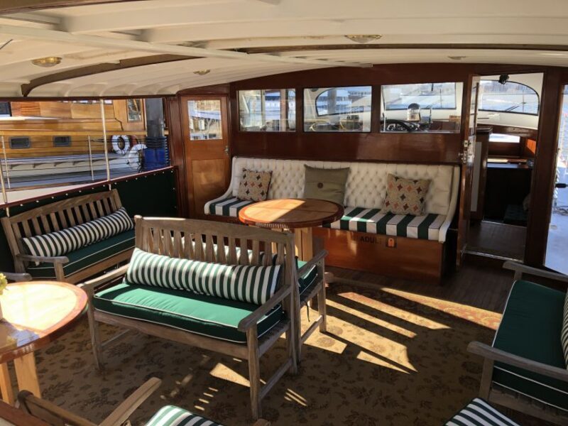 New York City: Mini Yacht Boat Ride with Sightseeing - Price and Value: Is It Worth It?