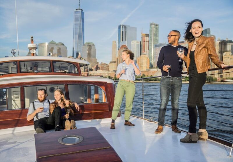 New York City: Mini Yacht Boat Ride with Sightseeing - Who Will Love This Cruise?