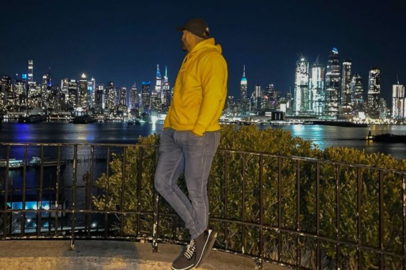 New York City: Night Skyline Bus Tour with Pizza Slice - Frequently Asked Questions