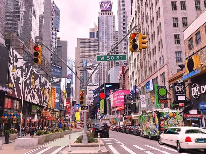 New York City: Private Manhattan Limousine Tour - Who Is This Tour Best For?