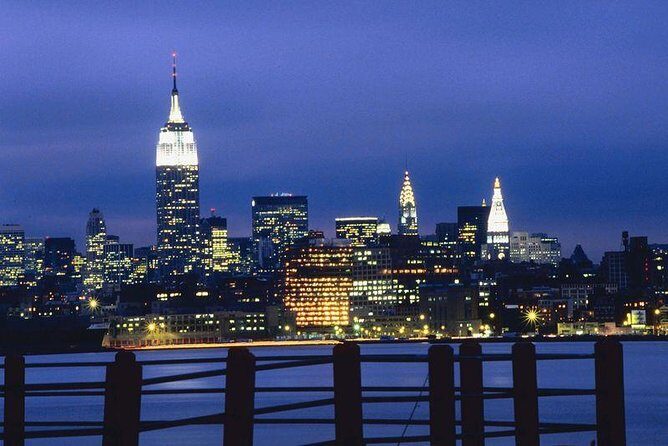 New York City Private Night Tour with Driver-Guide - An In-Depth Look at the New York City Private Night Tour