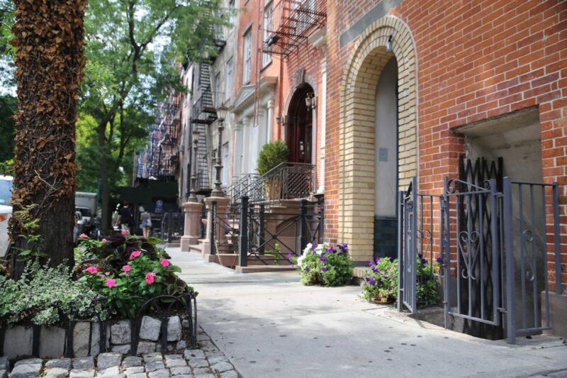 New York City: Private Walking Tour with a Local - Key Points