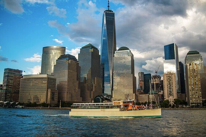 New York City Sightseeing and Seals Boat Tour - Authentic Voices and Review Highlights