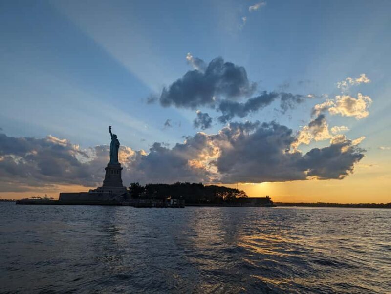 New York City: Statue of Liberty Sailing Charter - Exploring the Details of the Sailing Charter