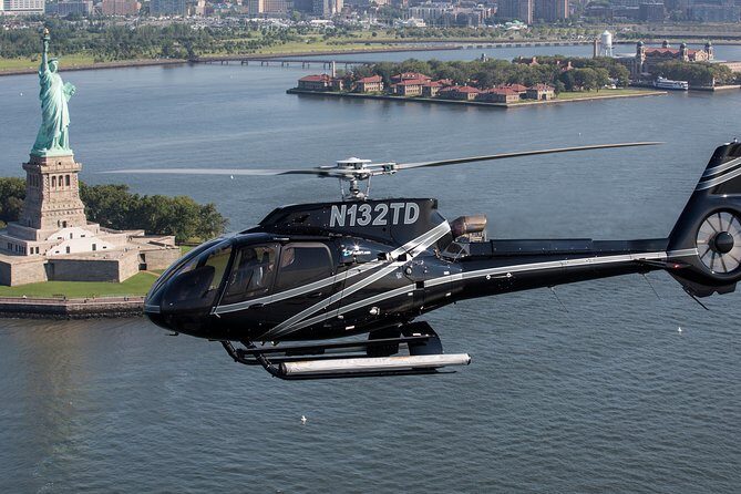 New York Helicopter Tour: Ultimate Manhattan Sightseeing - A Closer Look at the Experience