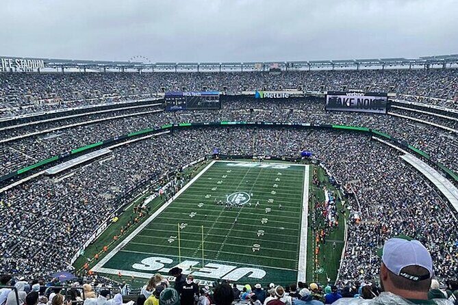New York Jets Football Game at Metlife Stadium - A Practical Look at the New York Jets Football Game at MetLife Stadium