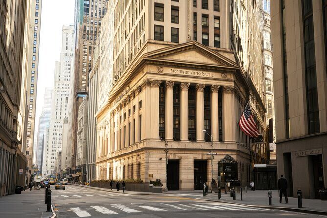 New York Self-Guided Tour  Explore with Your Smartphone - Who Should Consider This Tour?