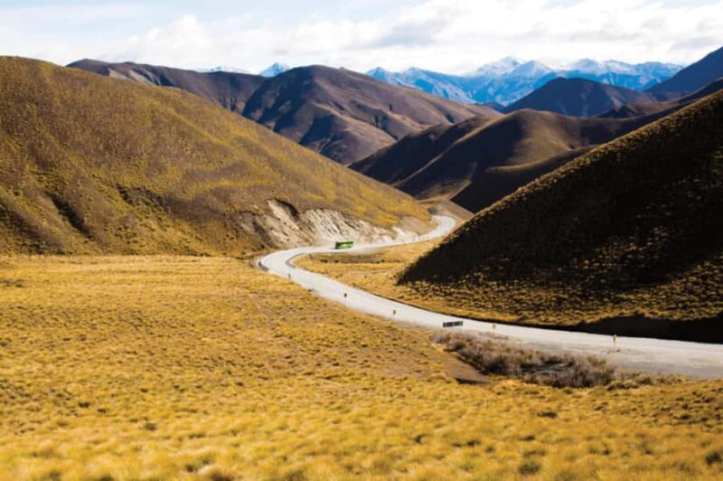 New Zealand: South Island Hop-On Hop-Off Pass - A Detailed Look at the South Island Hop-On Hop-Off Pass